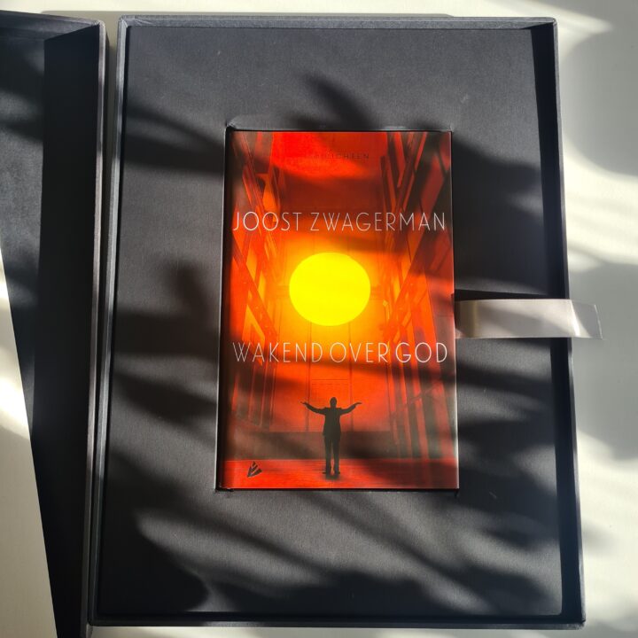 BOEK: Wakend over God kopen bij RataPlan webshop!
