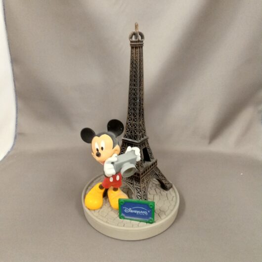 Mickey voor de Eiffeltoren kopen bij RataPlan webshop!