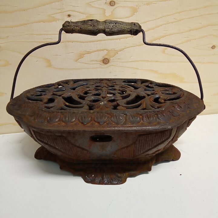 Oude gietijzeren voetverwarmer kopen bij RataPlan webshop!