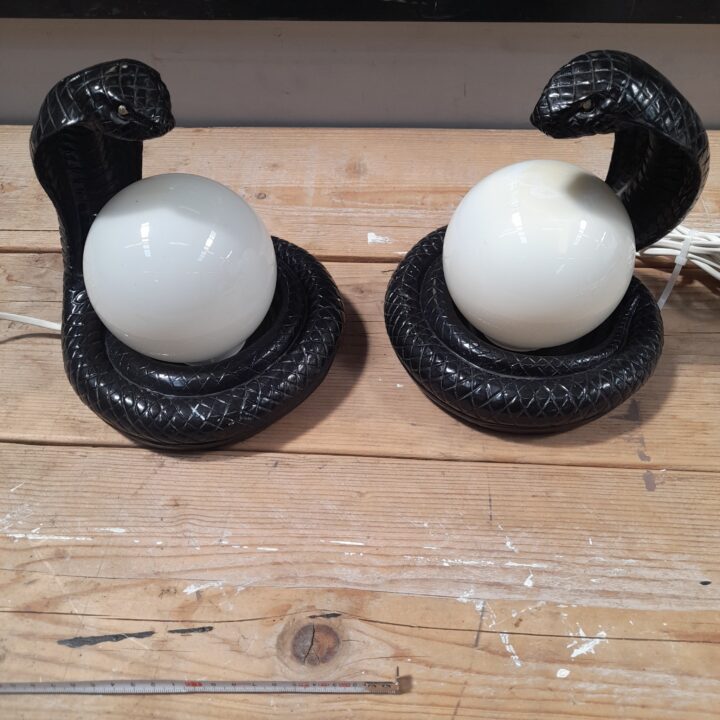 2 Cobralampen jaren 80 kopen bij RataPlan webshop!