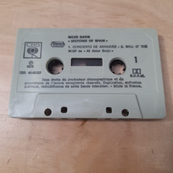 Miles Davis Sketches of Spain Cassette kopen bij RataPlan webshop!
