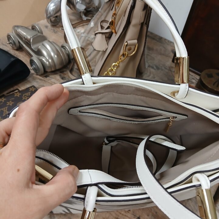 Bulaggi hand/schoudertas kopen bij RataPlan webshop!