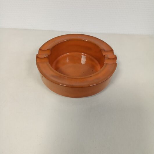 Retro oranje asbak kopen bij RataPlan webshop!