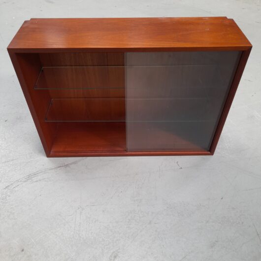 Poul Cadovius vitrinekastje kopen bij RataPlan webshop!