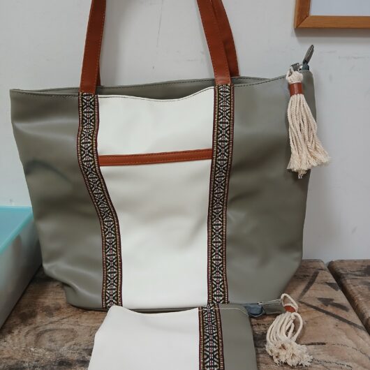 Handtas met make up tasje kopen bij RataPlan webshop!