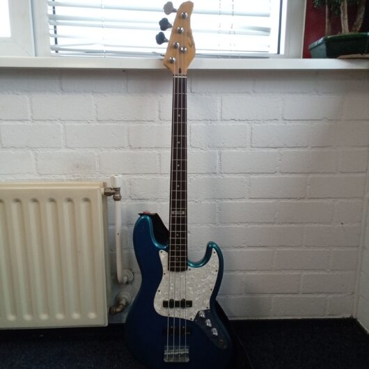 Supro Elektrische Basgitaar kopen bij RataPlan webshop!