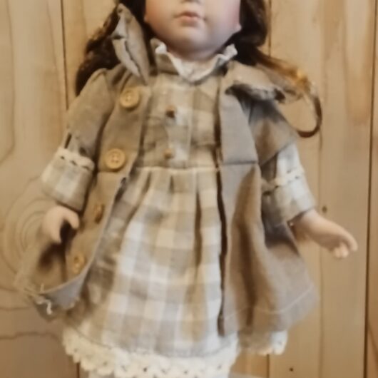 Pop met bruin haar gevlogten kopen bij RataPlan webshop!